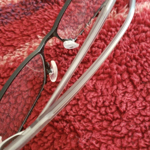 Eyeglasses frame - Picture 3 of 4